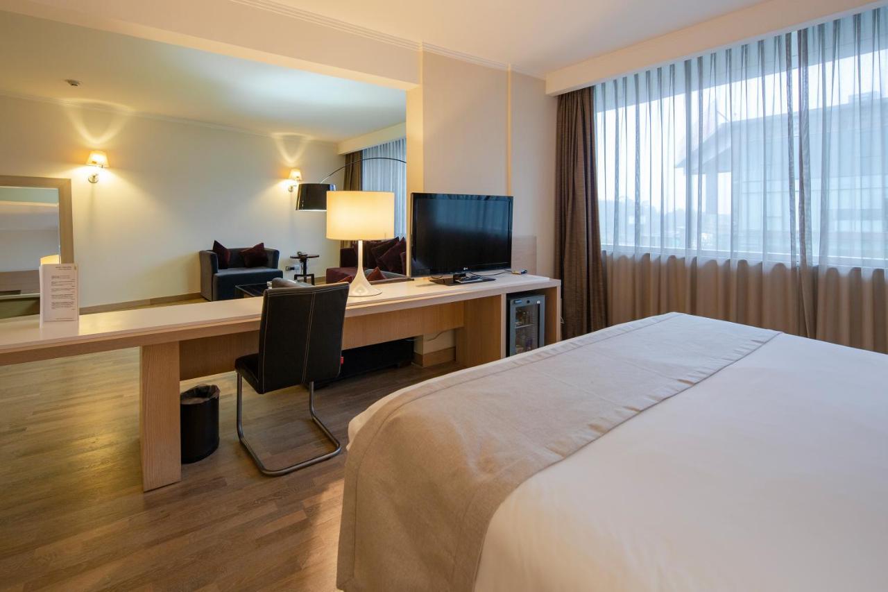 Wyndham Concepcion Pettra Hotel Luaran gambar Deluxe Room
