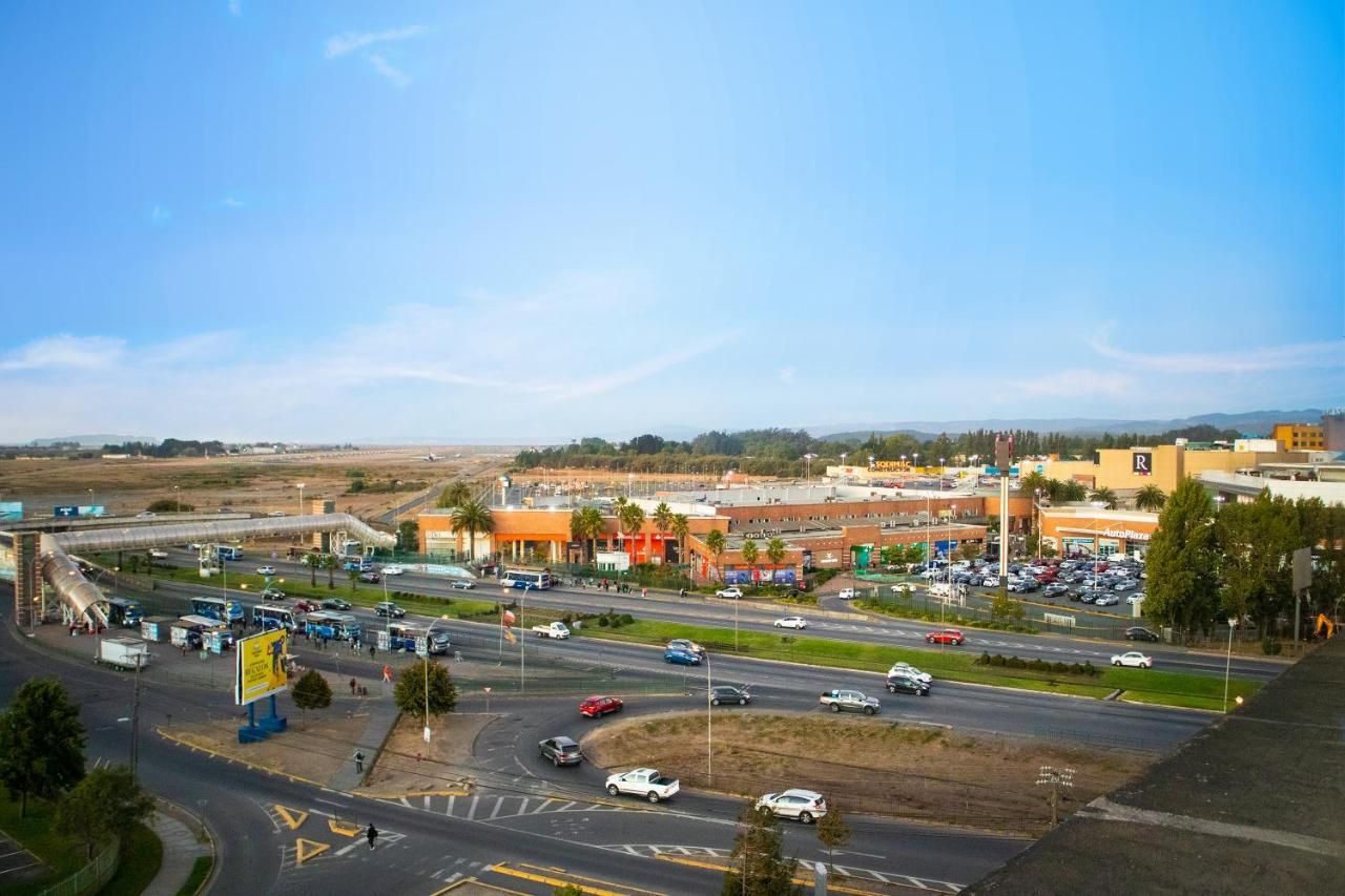 Wyndham Concepcion Pettra Hotel Luaran gambar The Mall at Sierra Vista